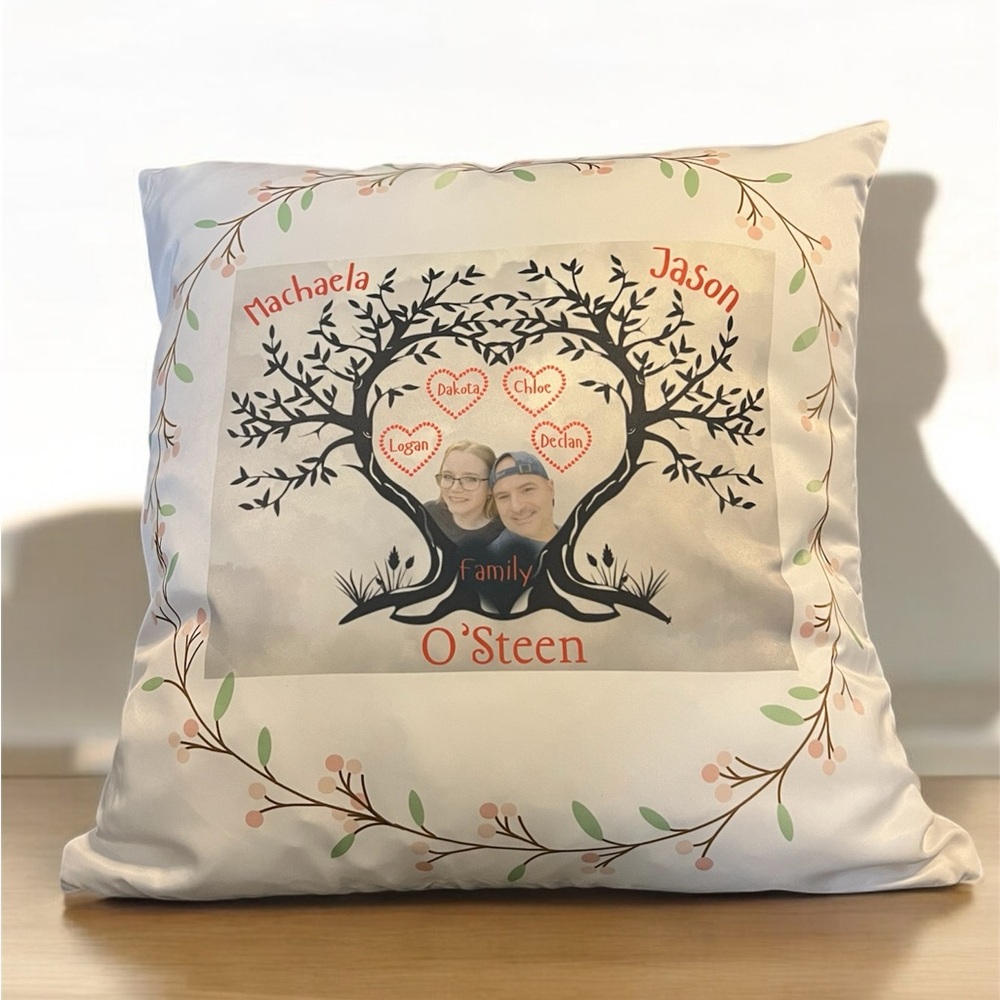 Charming Black and White Decorative Pillow for Bedding